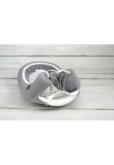 Hniezdočko pre bábätko Sleepee Newborn Feel svetlo šedá