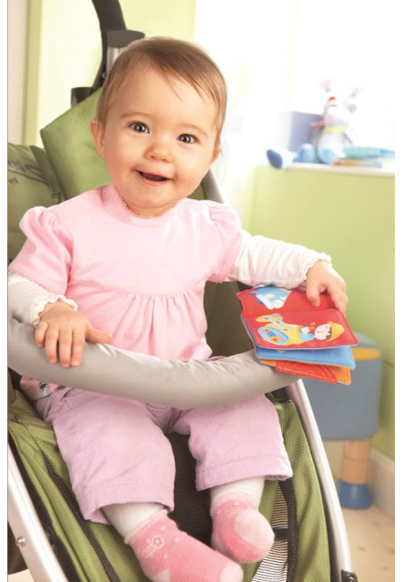 Textilná kniha pre bábätká Prvé slová na zavesenie od 6 mesiacov